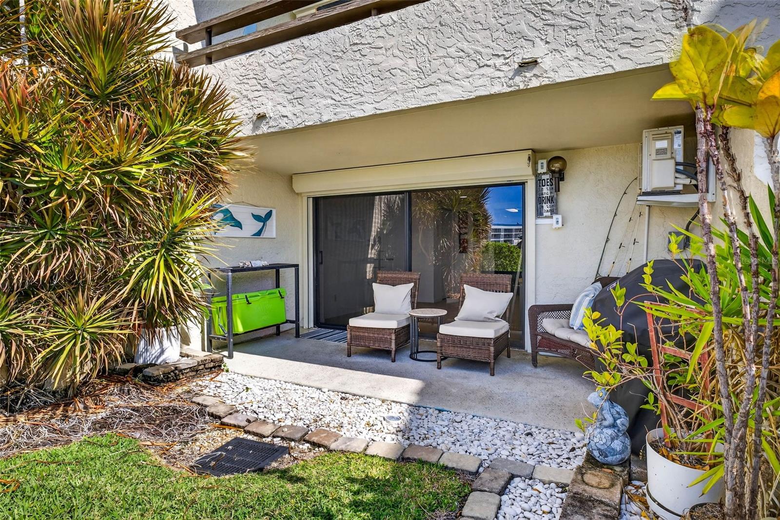 Image 52 of 86 For 132 1st Street E 106