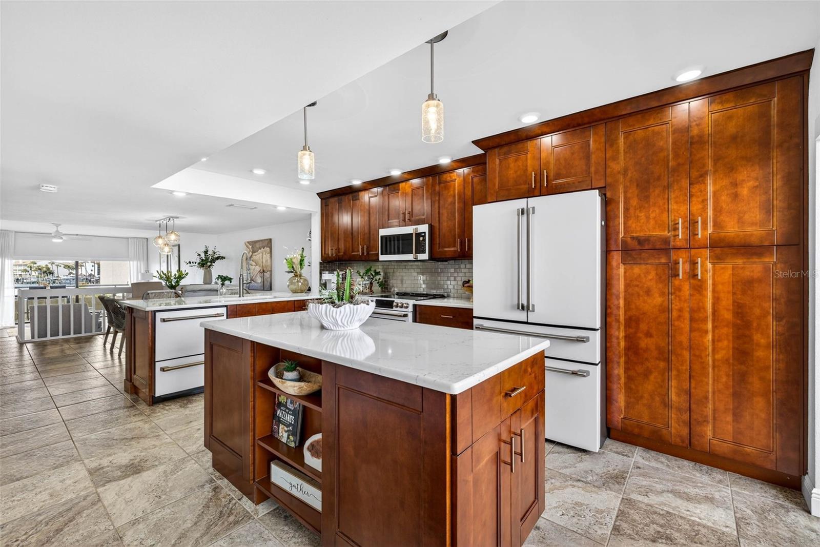 Image 9 of 86 For 132 1st Street E 106