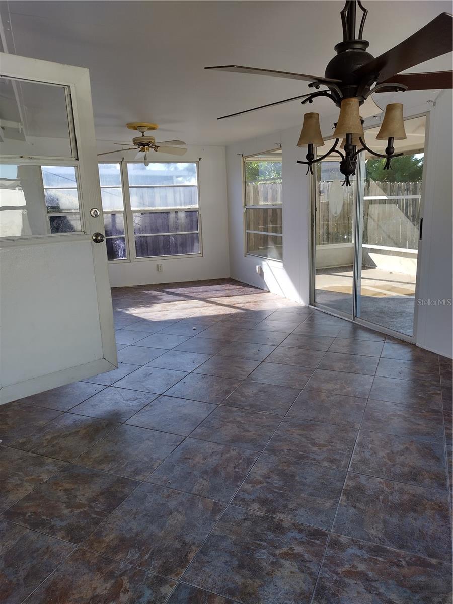 Image 12 of 12 For 2103 Hess Drive