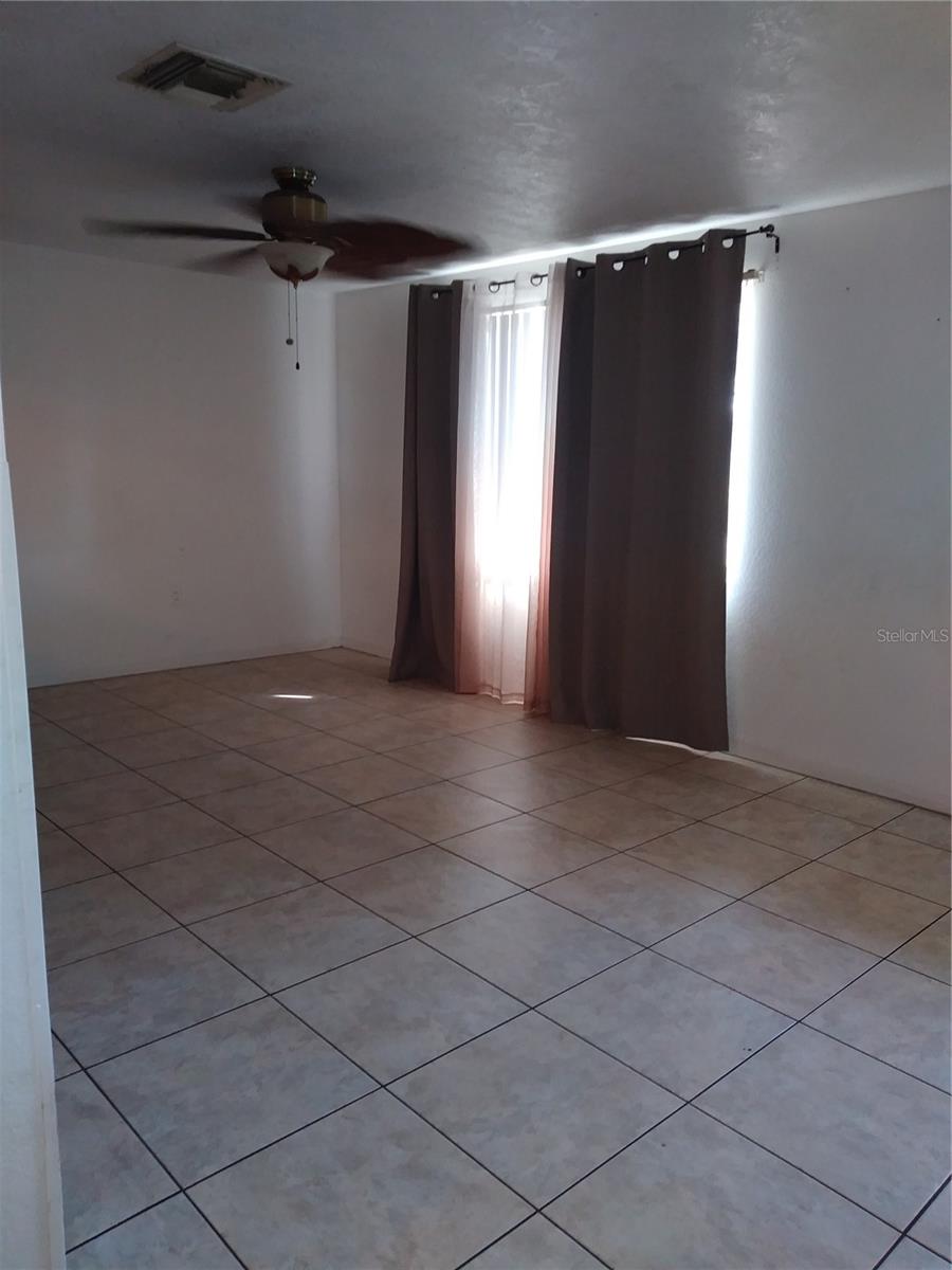 Image 6 of 12 For 2103 Hess Drive