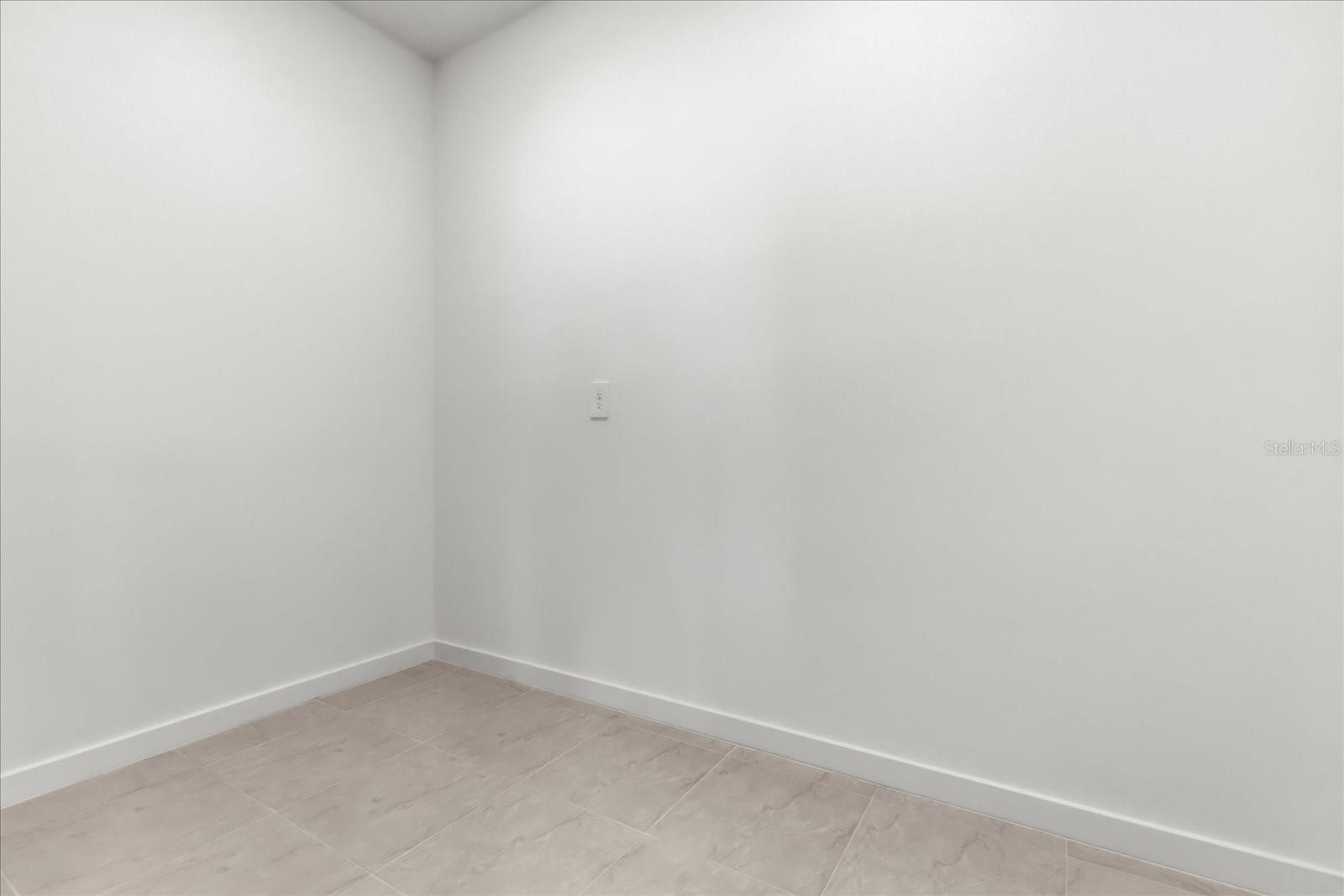 Image 15 of 42 For 11216 Sycamore Glen Loop