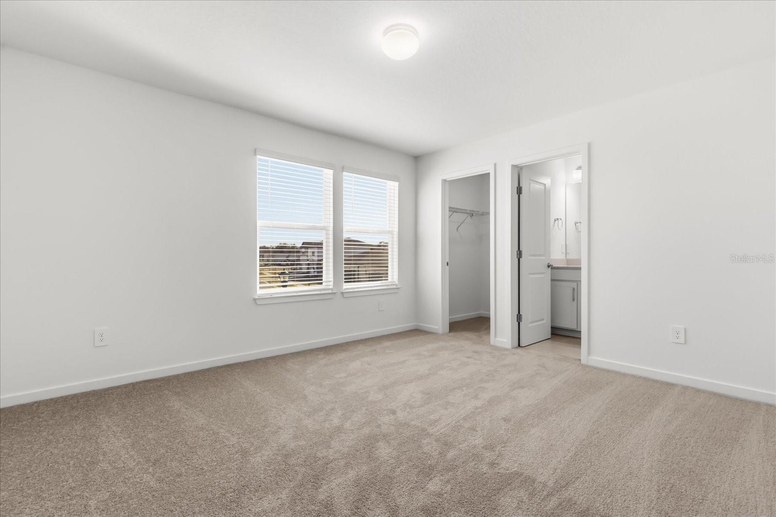 Image 23 of 42 For 11216 Sycamore Glen Loop