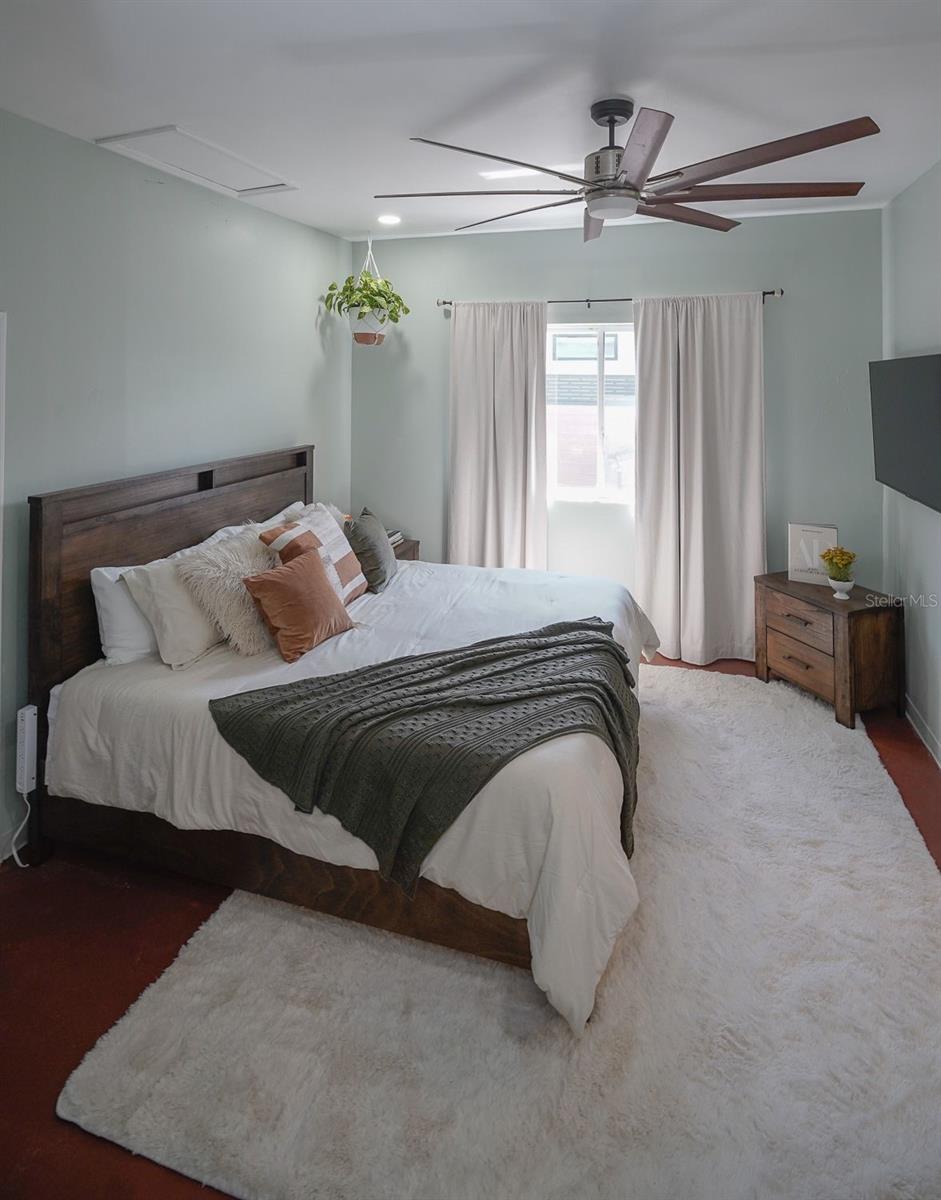 Image 12 of 32 For 4739 Baywood Point Drive S