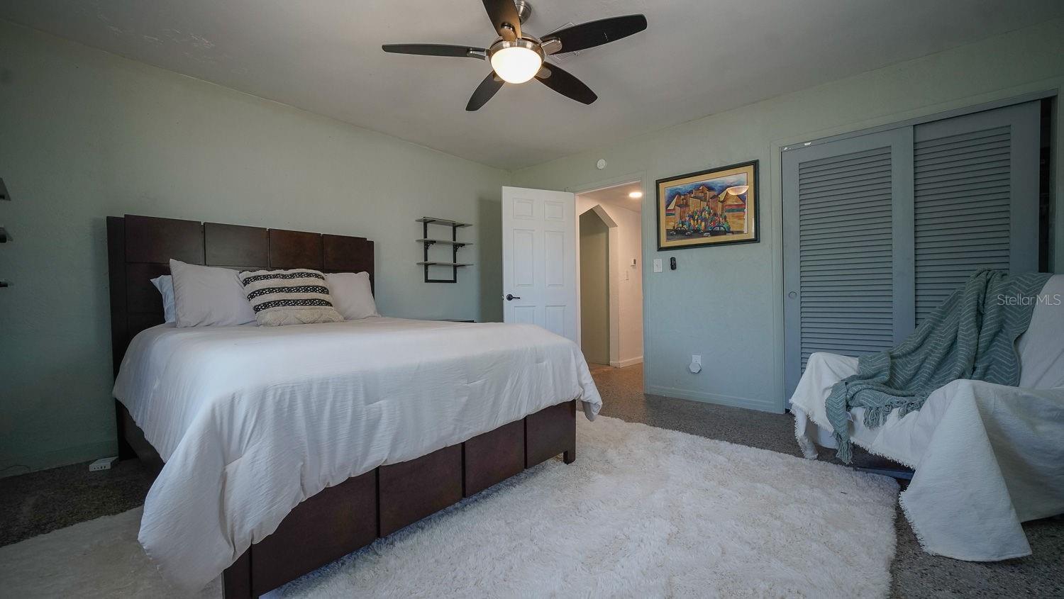 Image 21 of 32 For 4739 Baywood Point Drive S