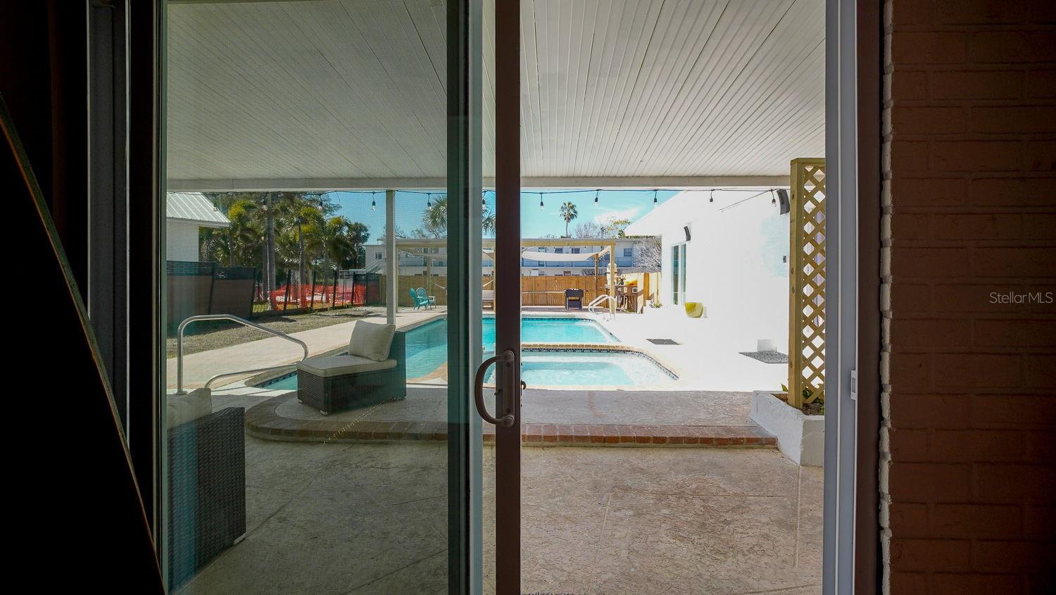 Image 28 of 32 For 4739 Baywood Point Drive S