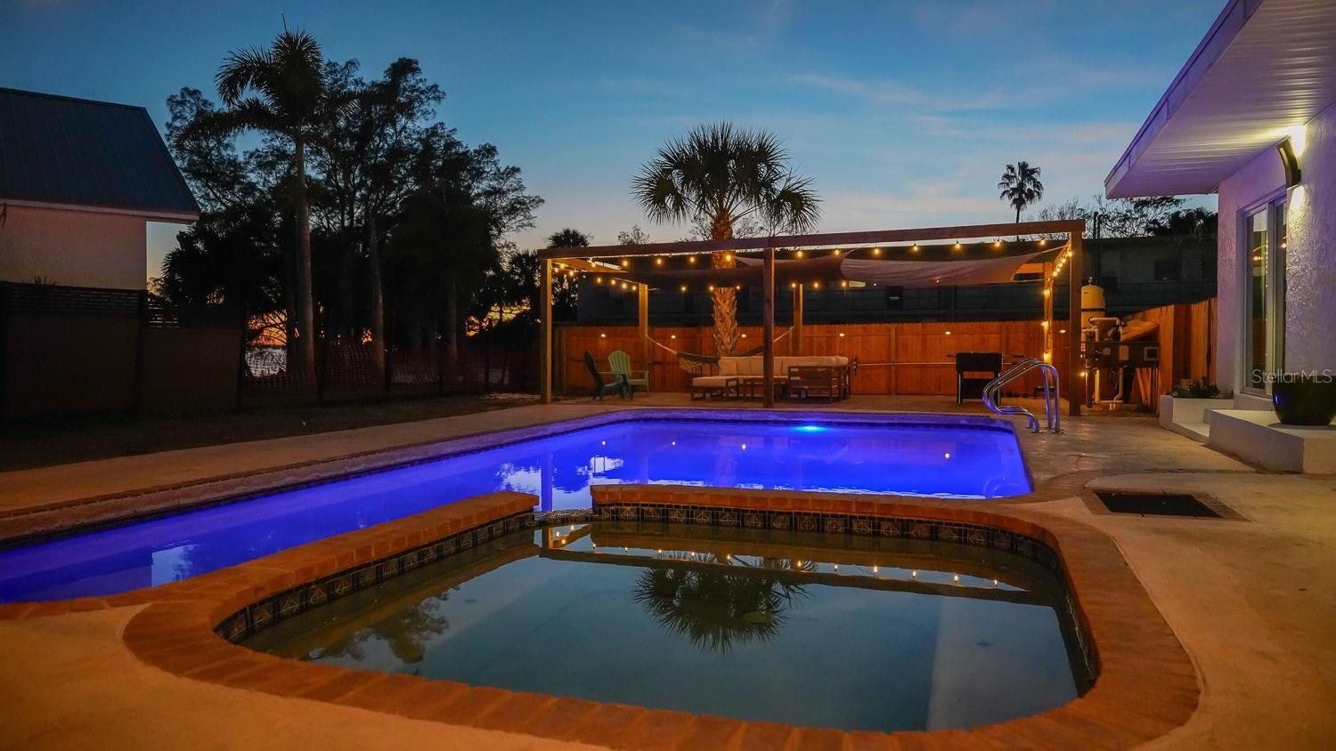 Image 30 of 32 For 4739 Baywood Point Drive S