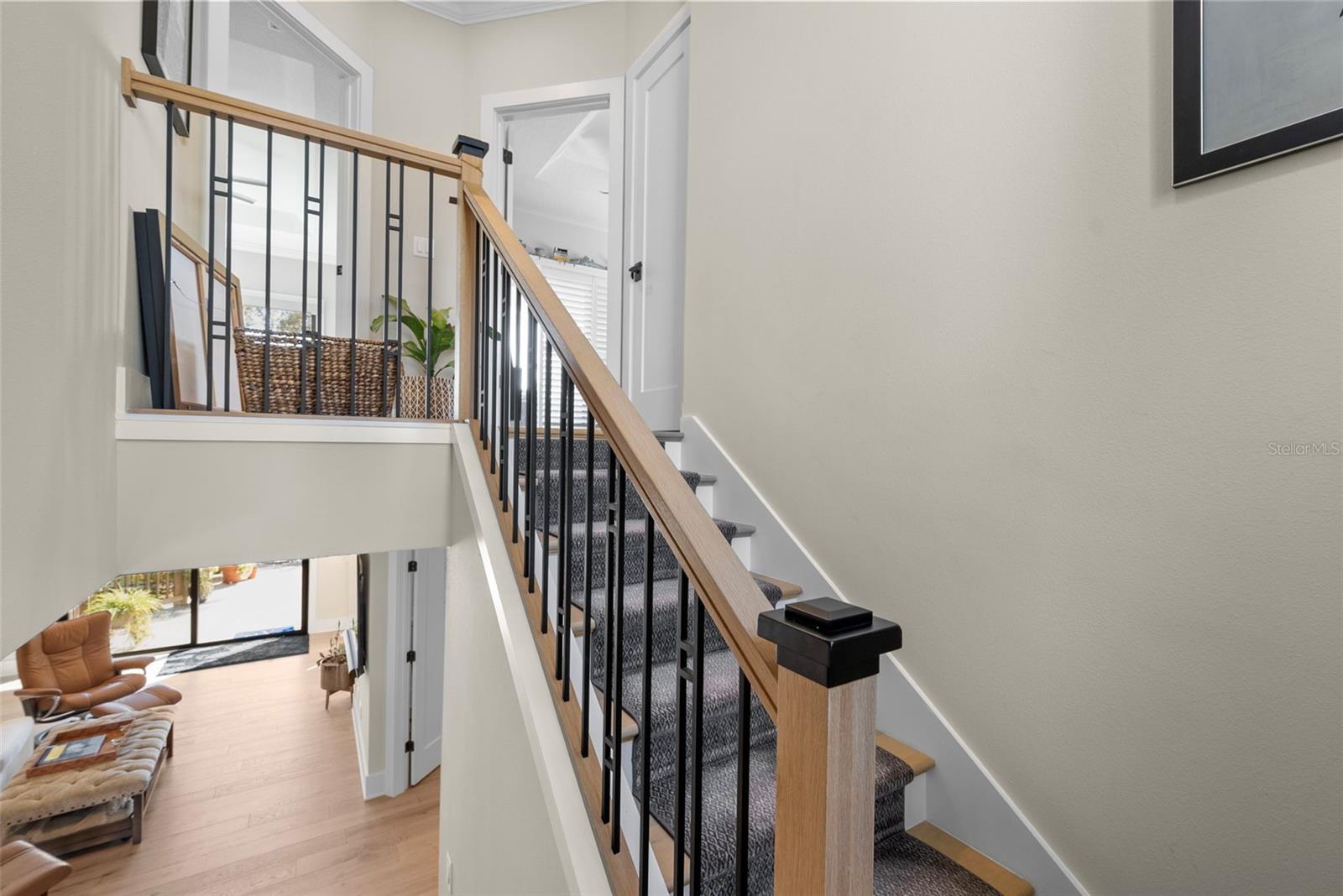 Listing photo id 18 for 4926 Melrose Avenue N