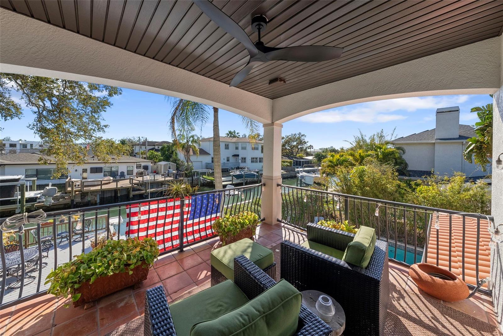 Listing photo id 27 for 4926 Melrose Avenue N