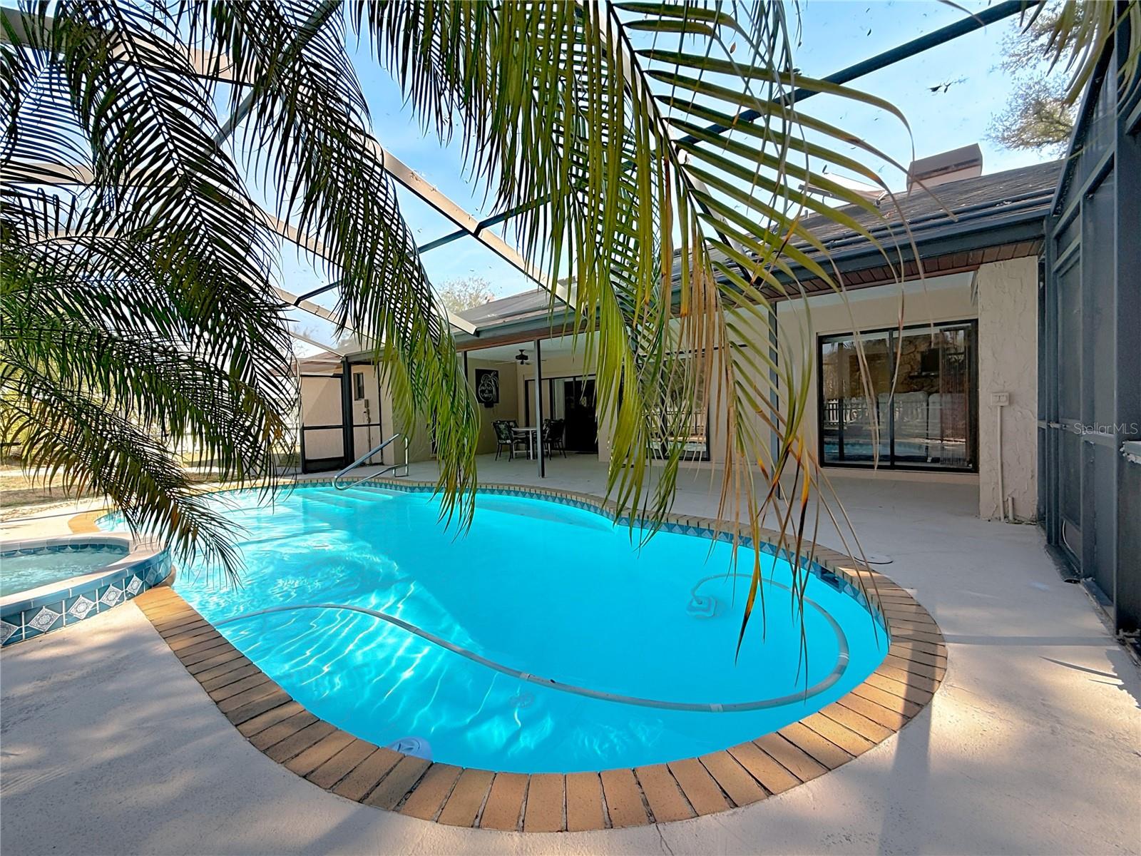 Image 20 of 25 For 452 Summit Chase Drive