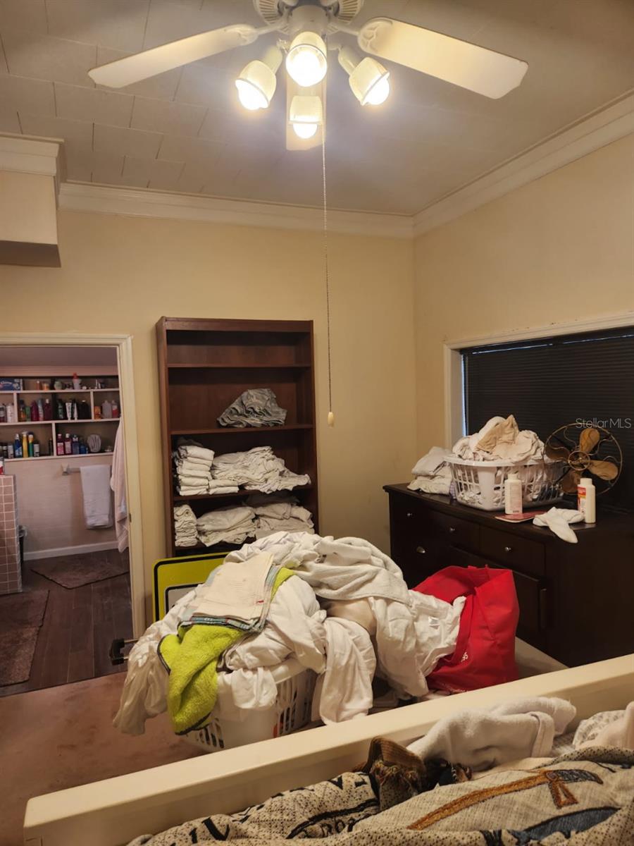 Image 18 of 50 For 9428 Cat Track Trail