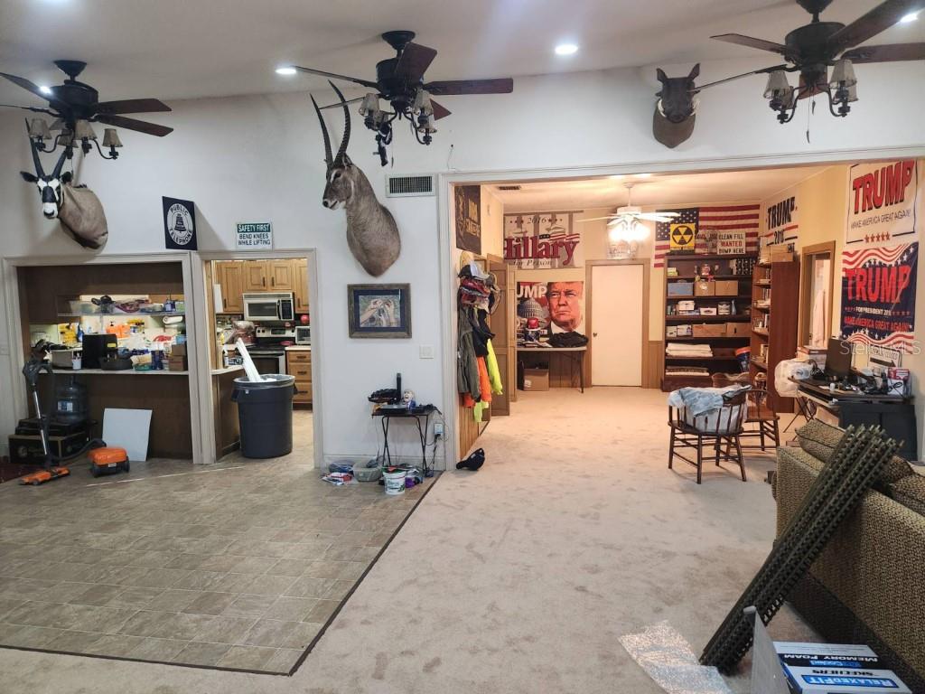 Image 30 of 50 For 9428 Cat Track Trail