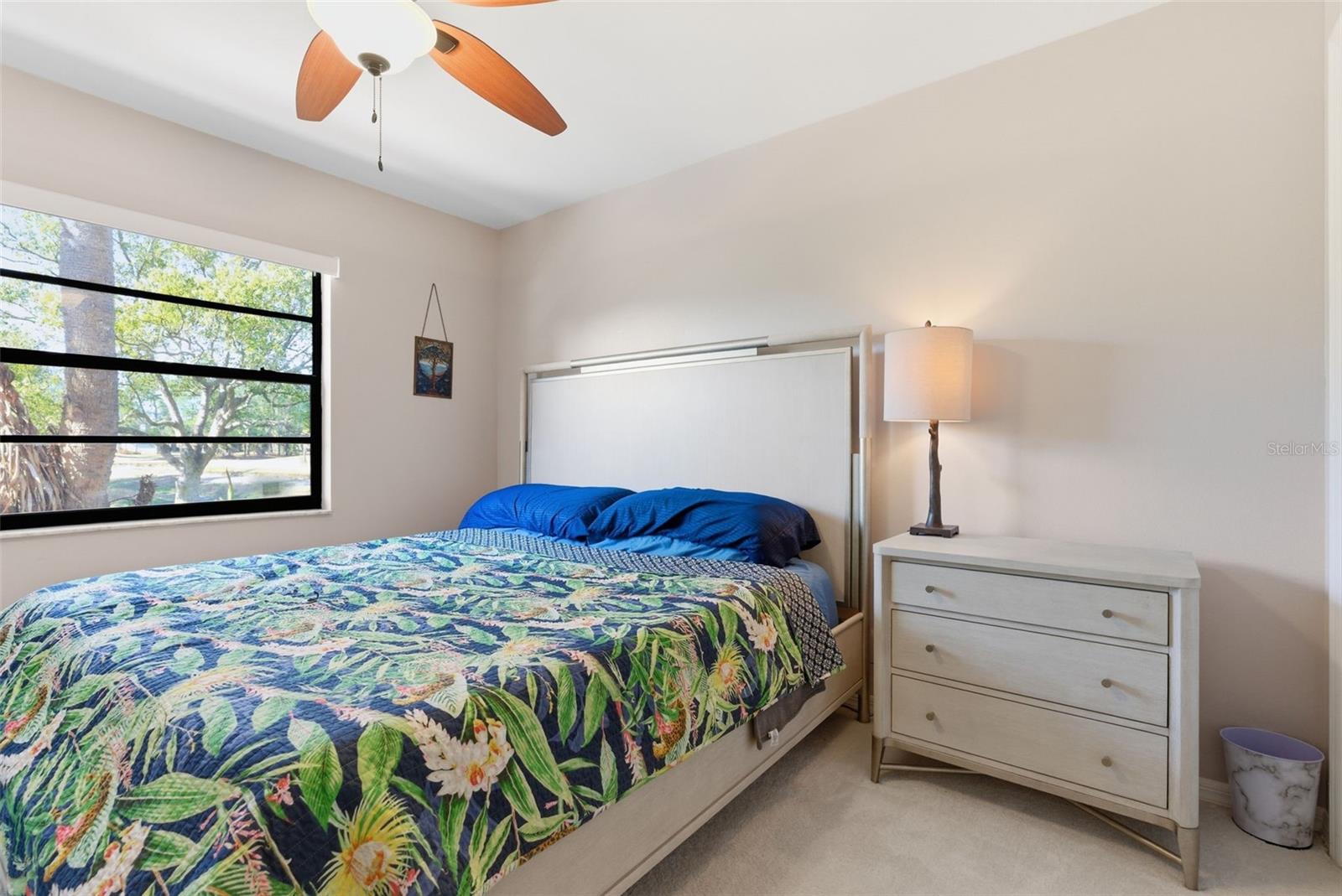 Listing photo id 44 for 3916 Cedar Cay Circle