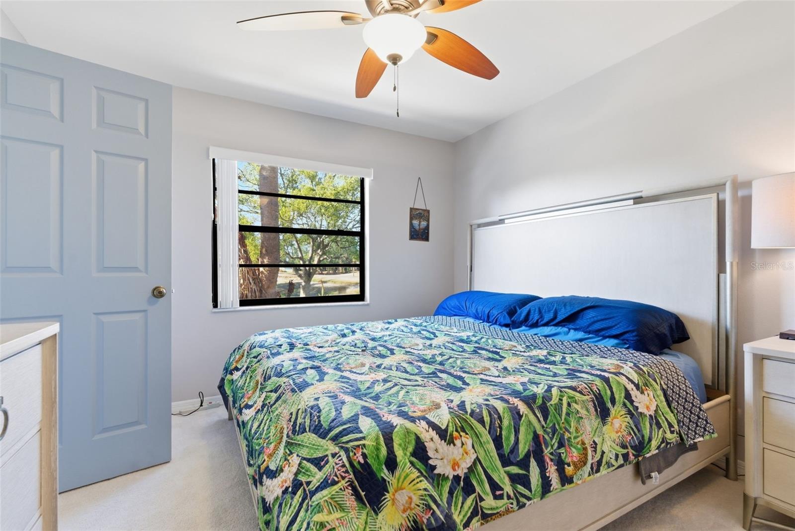 Listing photo id 45 for 3916 Cedar Cay Circle