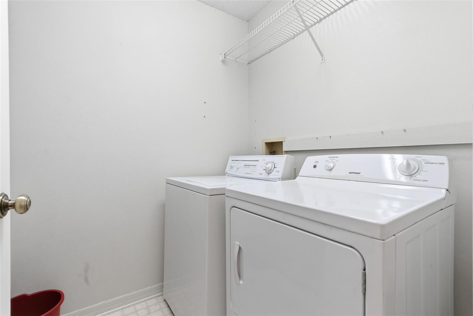 Listing photo id 47 for 3916 Cedar Cay Circle