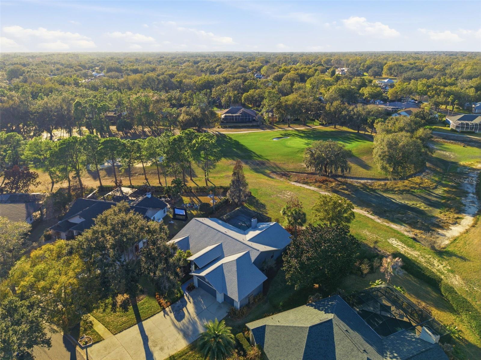 Listing photo id 54 for 3916 Cedar Cay Circle