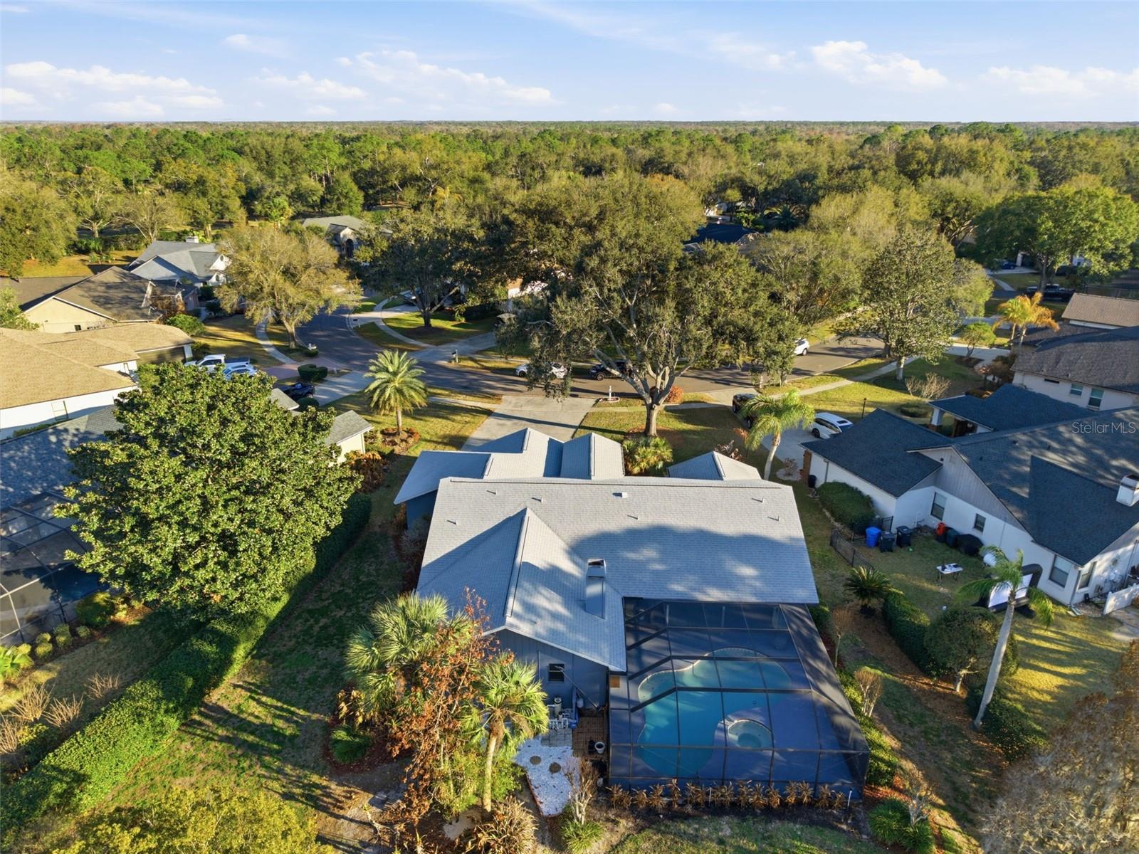 Listing photo id 61 for 3916 Cedar Cay Circle