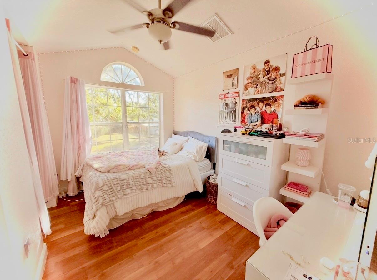 Image 29 of 52 For 1628 Curry Street