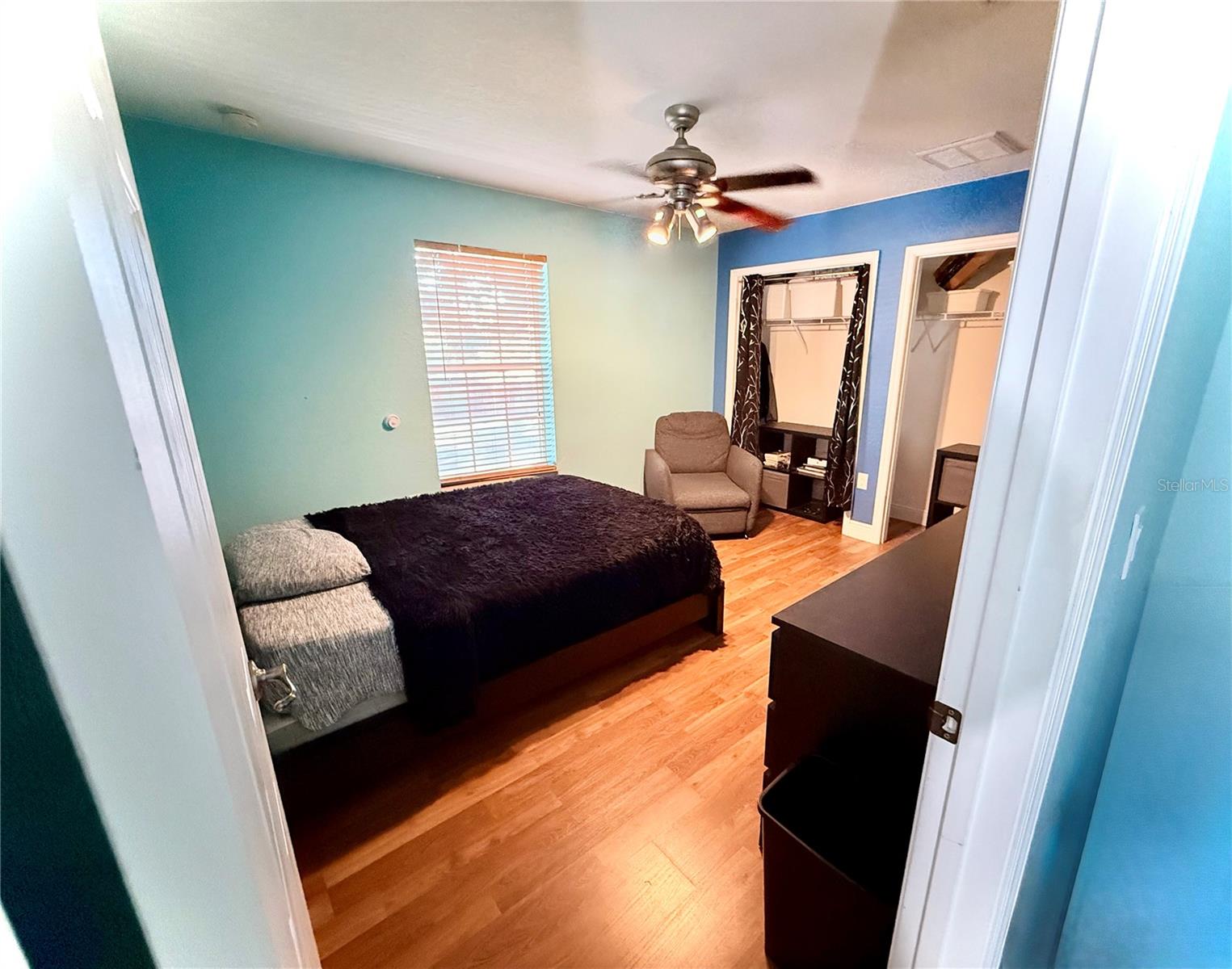 Image 32 of 52 For 1628 Curry Street