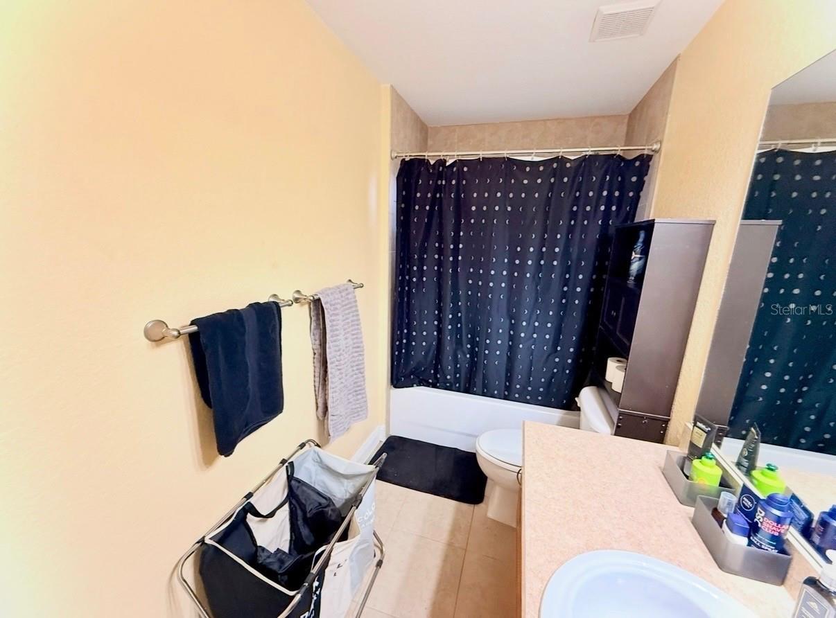 Image 36 of 52 For 1628 Curry Street