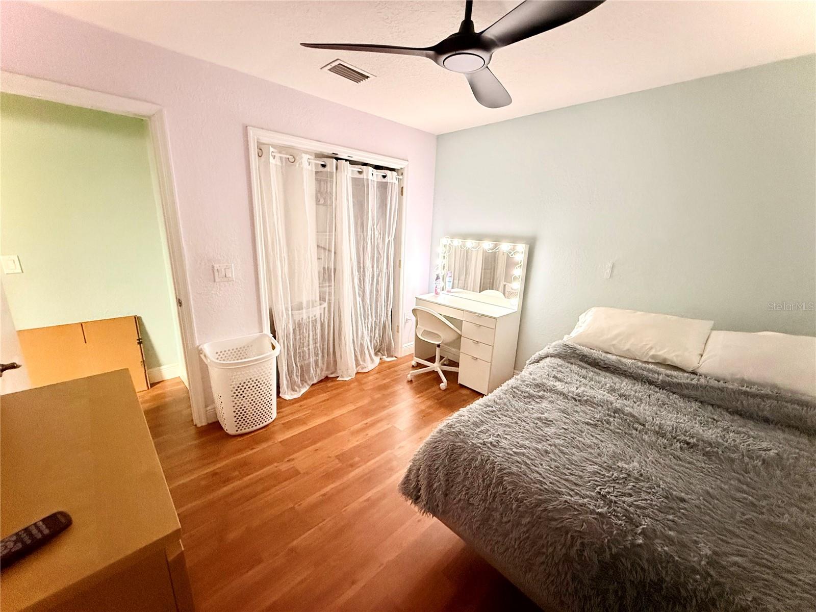 Image 39 of 52 For 1628 Curry Street