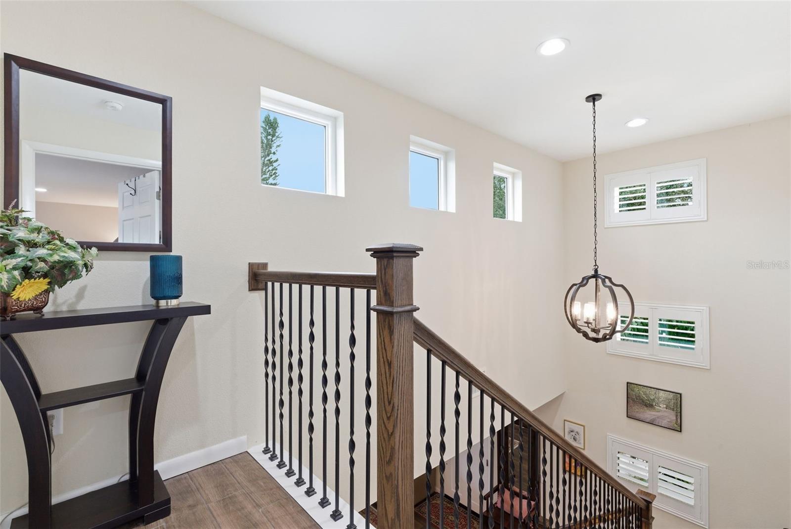 Image 12 of 36 For 3311 Leila Avenue W