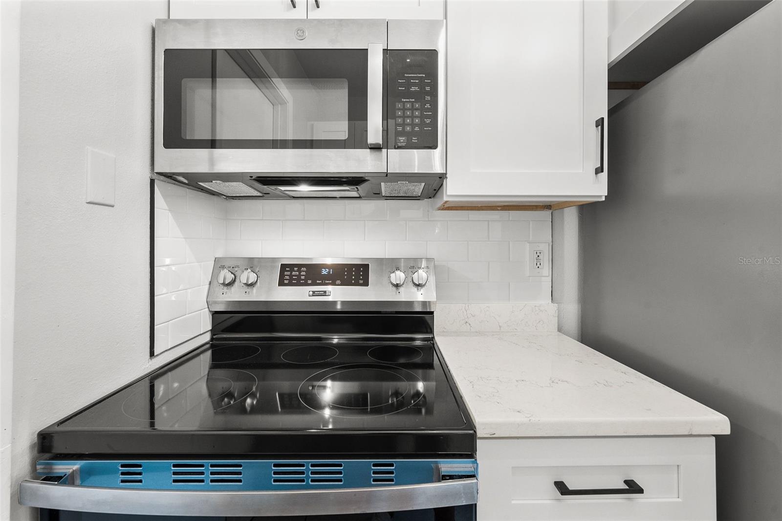 Image 10 of 21 For 4601 Chamber Court