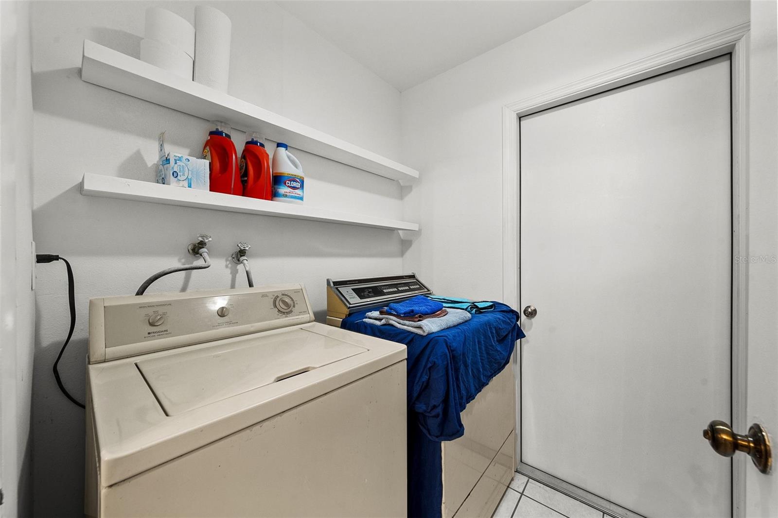 Image 12 of 21 For 4601 Chamber Court