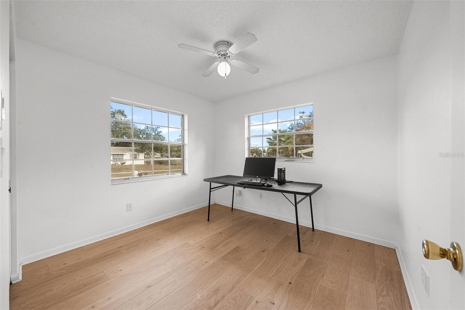 Image 16 of 21 For 4601 Chamber Court