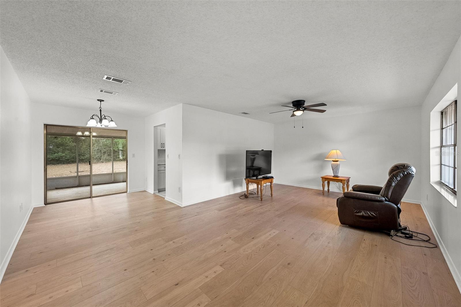 Image 3 of 21 For 4601 Chamber Court