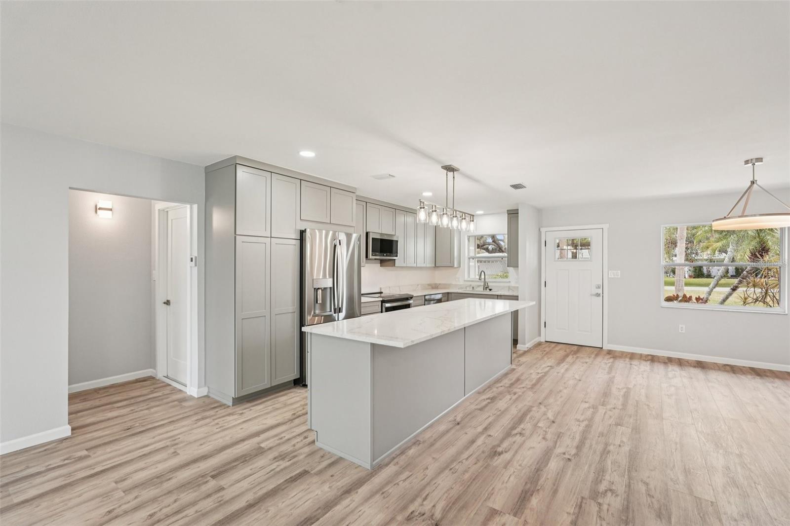 Image 11 of 61 For 342 Shore Drive