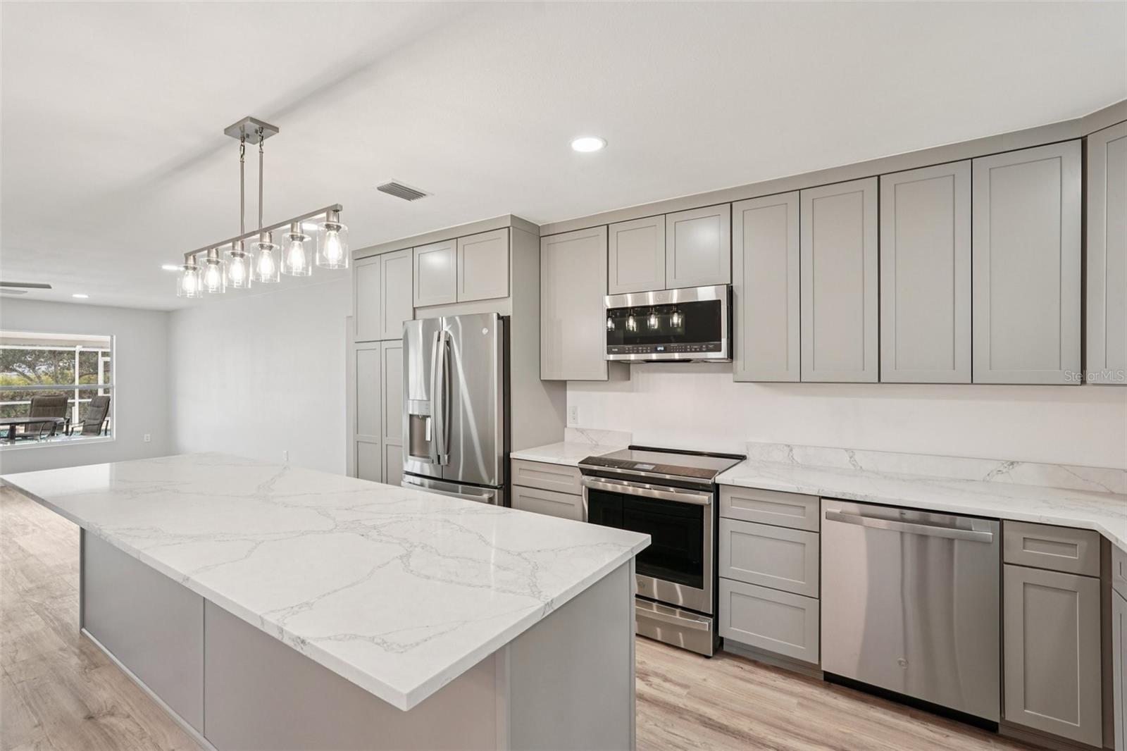 Image 15 of 61 For 342 Shore Drive