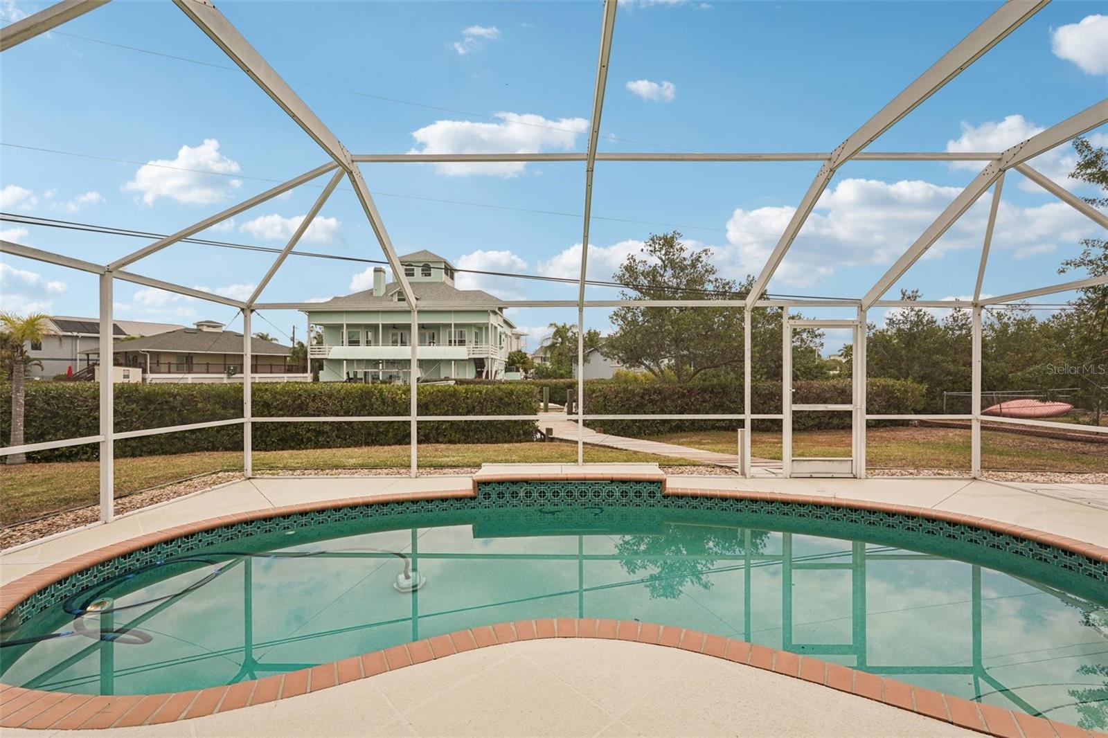 Image 37 of 61 For 342 Shore Drive