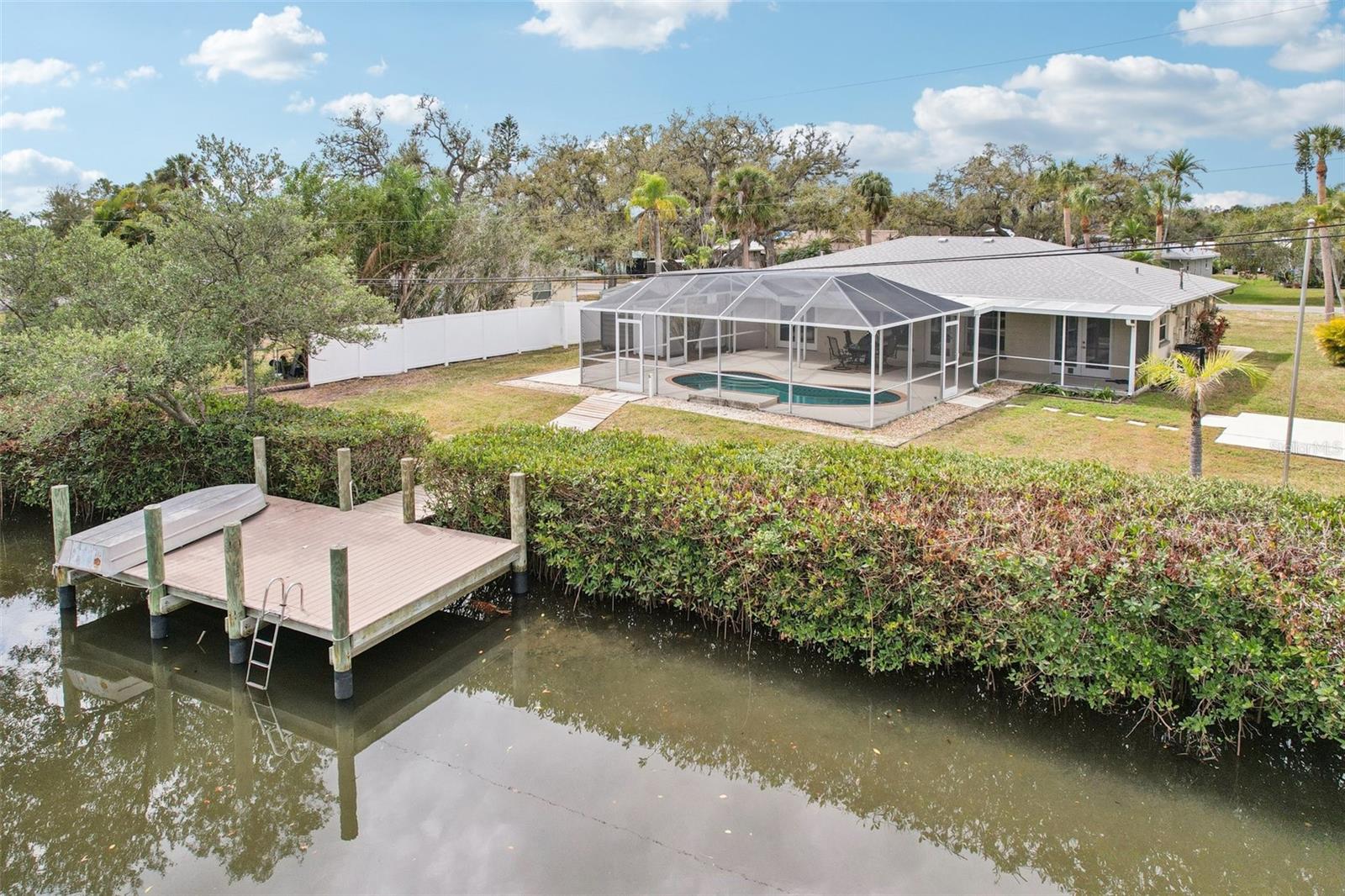 Image 43 of 61 For 342 Shore Drive