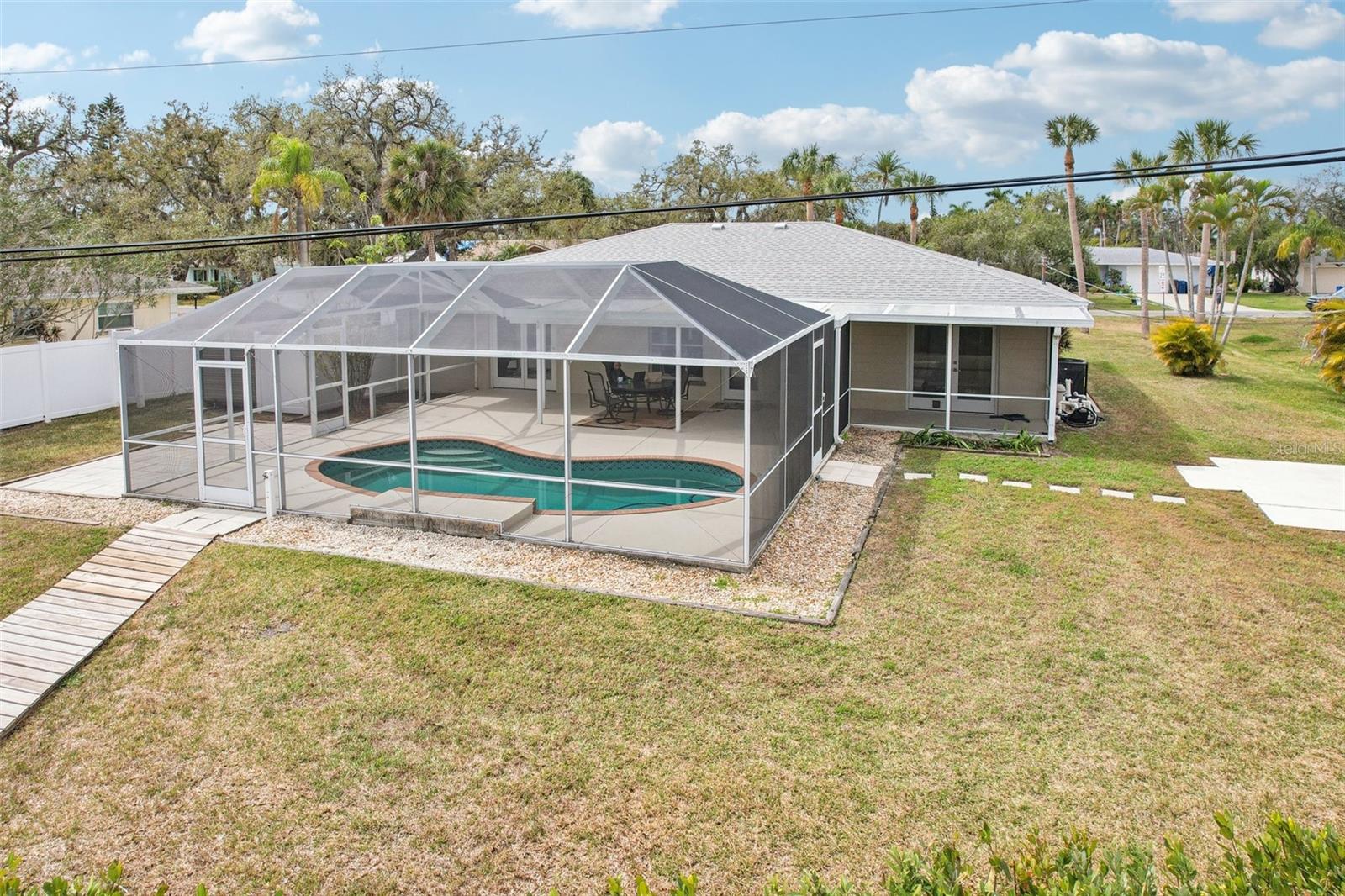 Image 57 of 61 For 342 Shore Drive