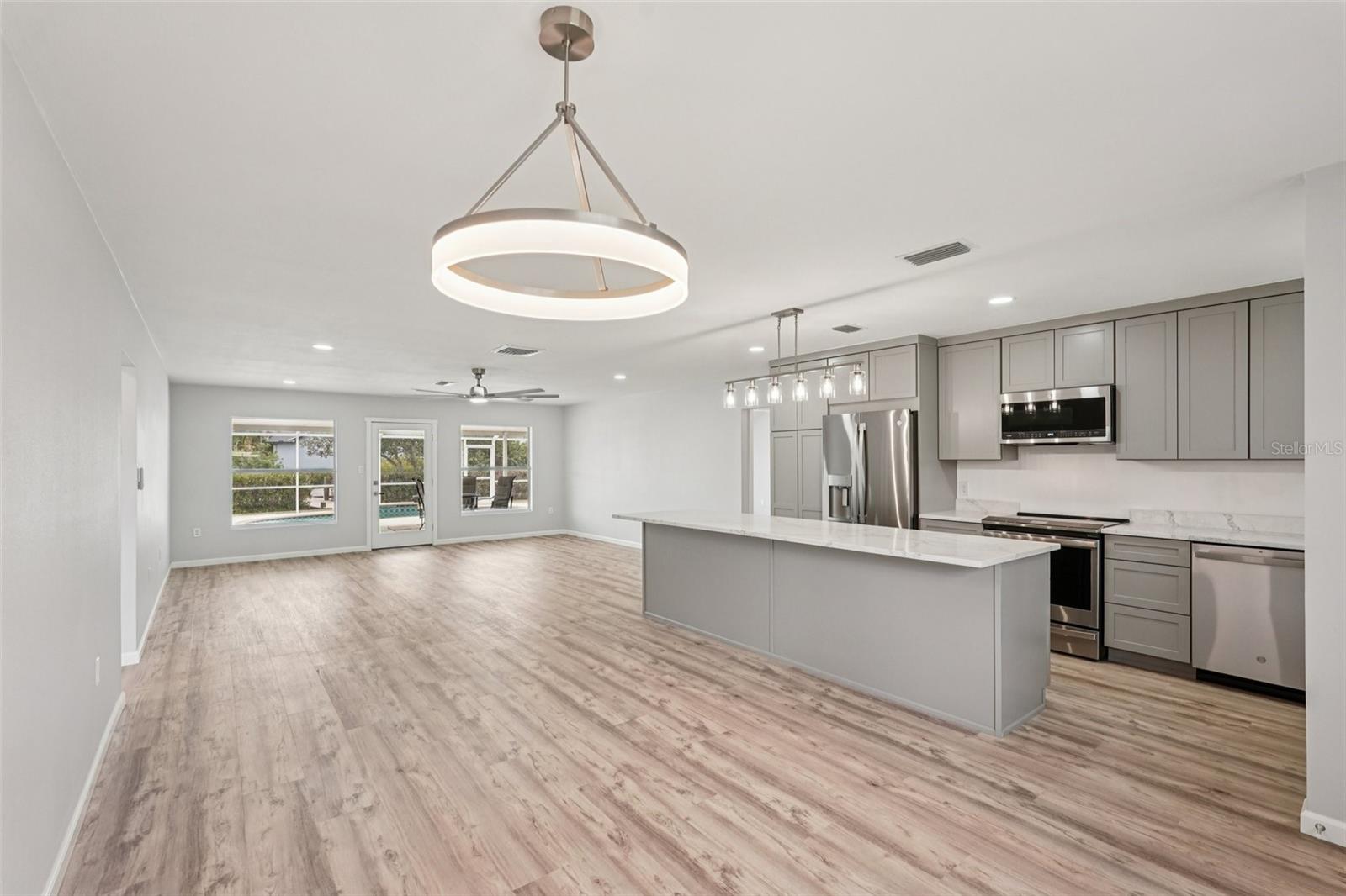 Image 8 of 61 For 342 Shore Drive