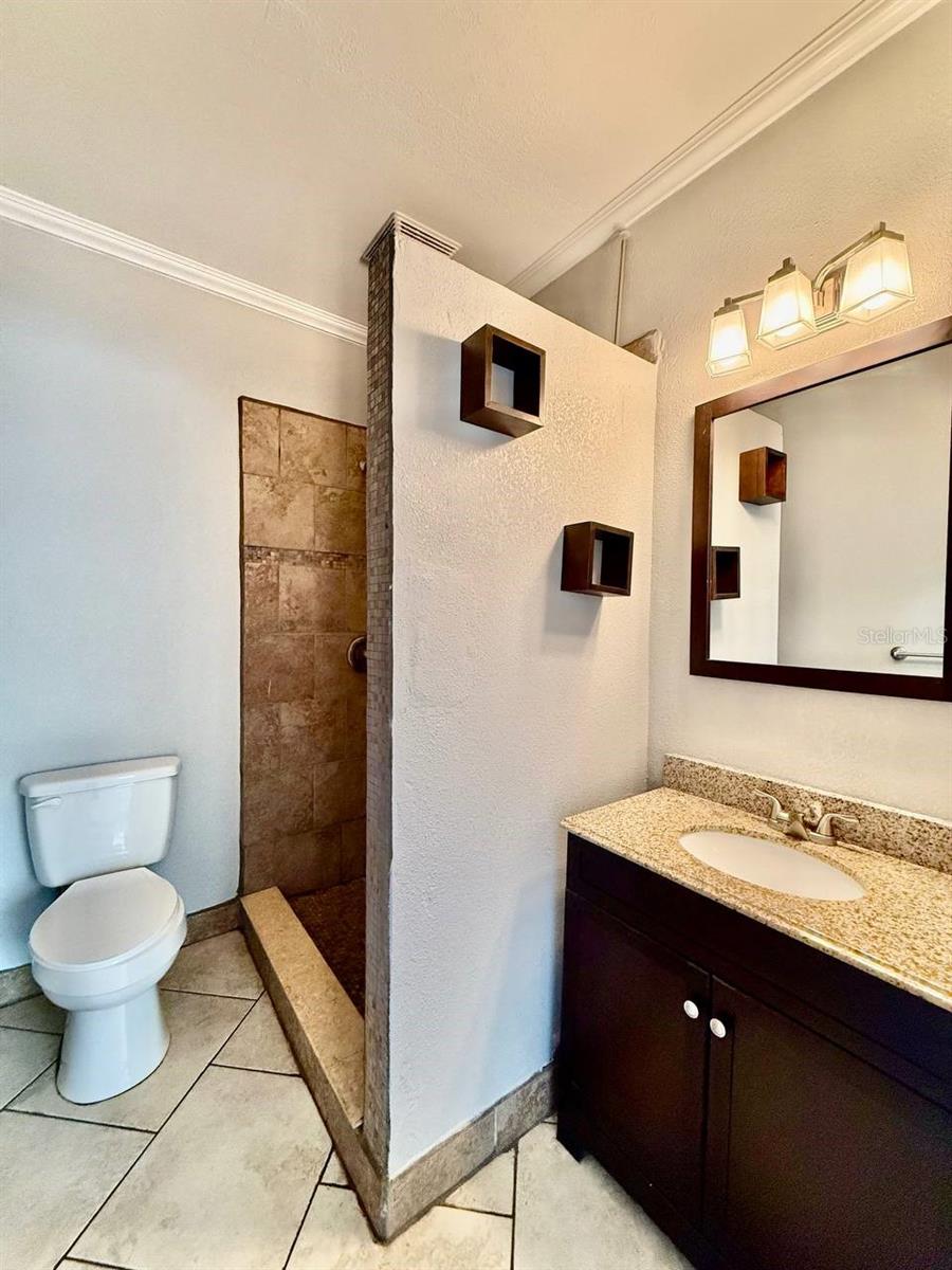 Image 18 of 33 For 1216 24th Avenue