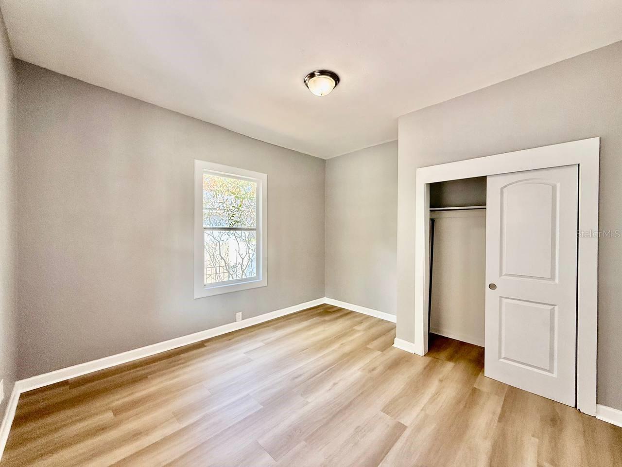 Image 19 of 33 For 1216 24th Avenue