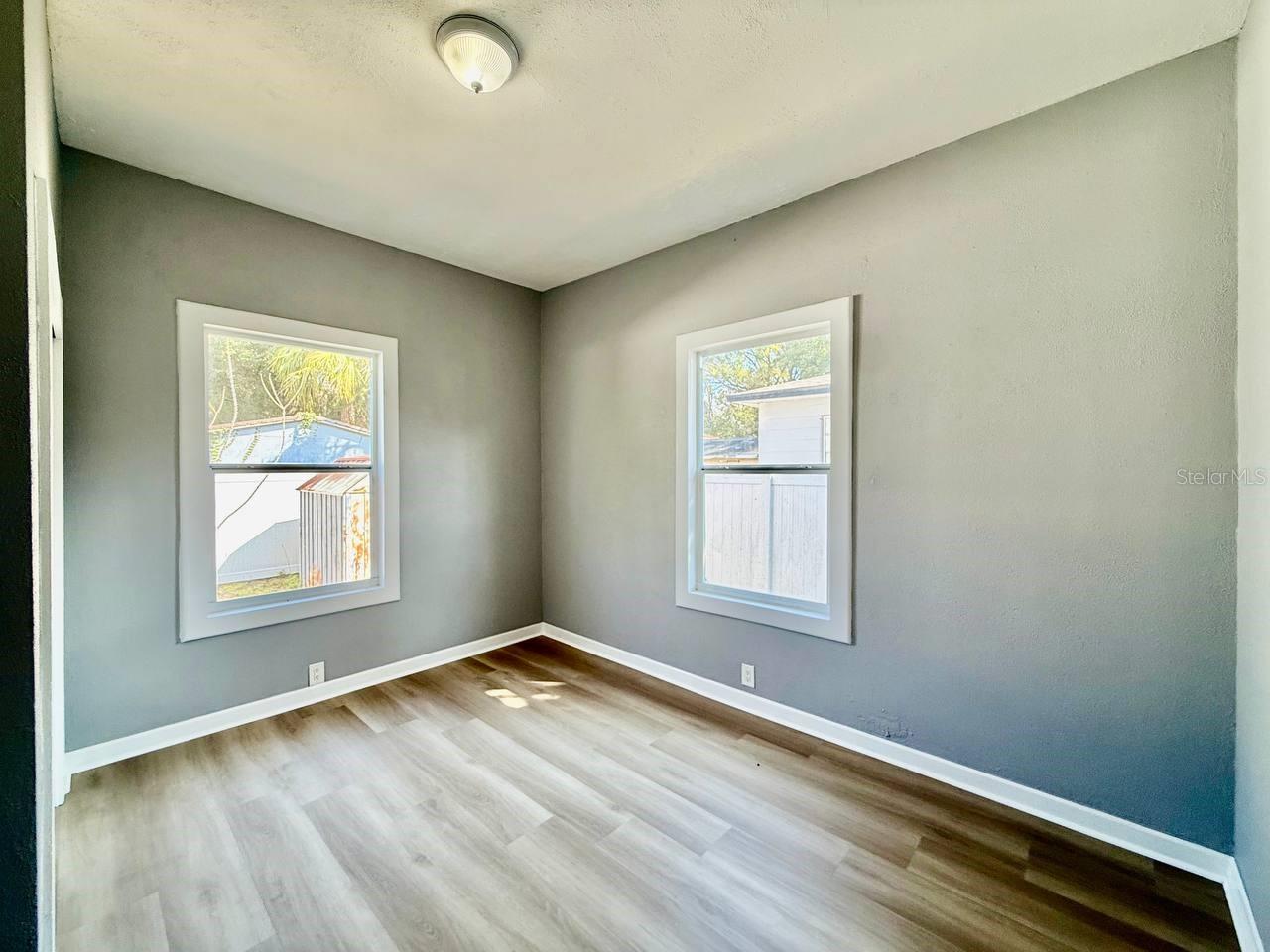 Image 24 of 33 For 1216 24th Avenue