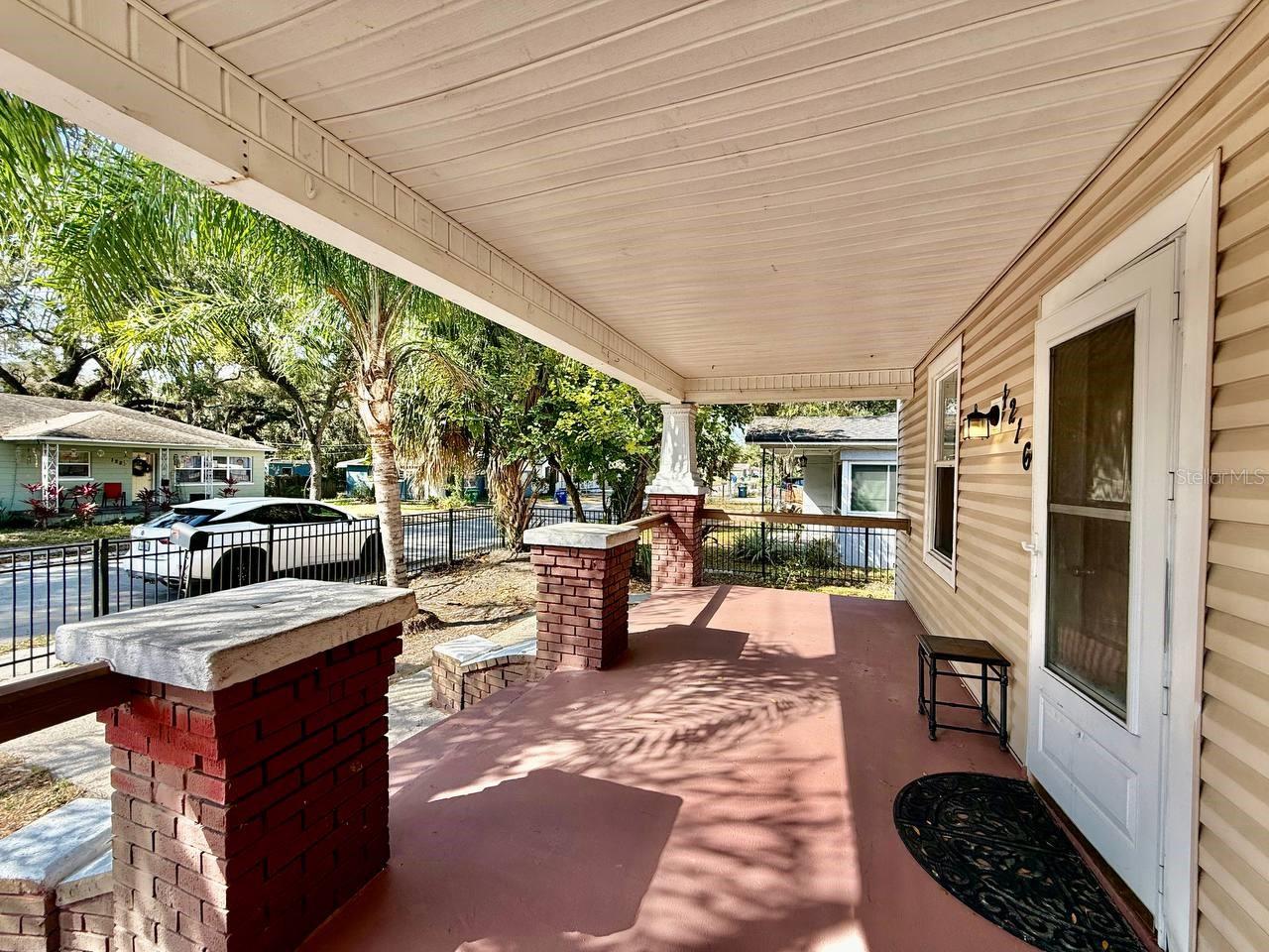 Image 4 of 33 For 1216 24th Avenue