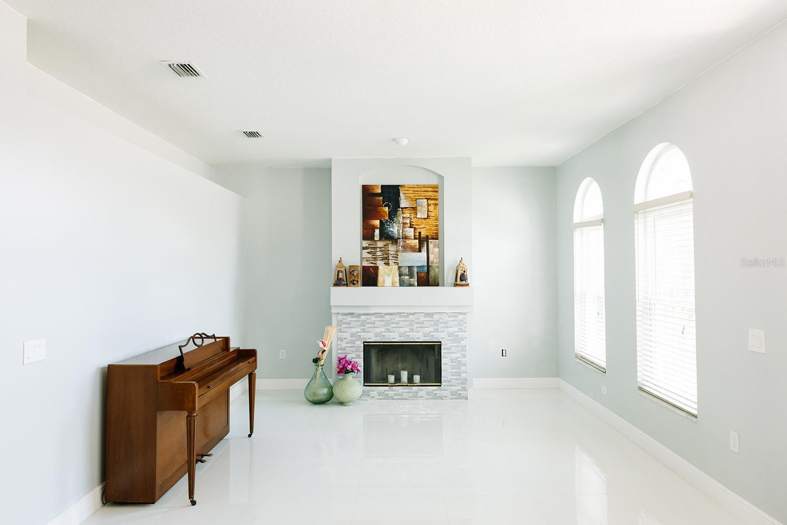 Image 5 of 54 For 22632 Beltrees Court