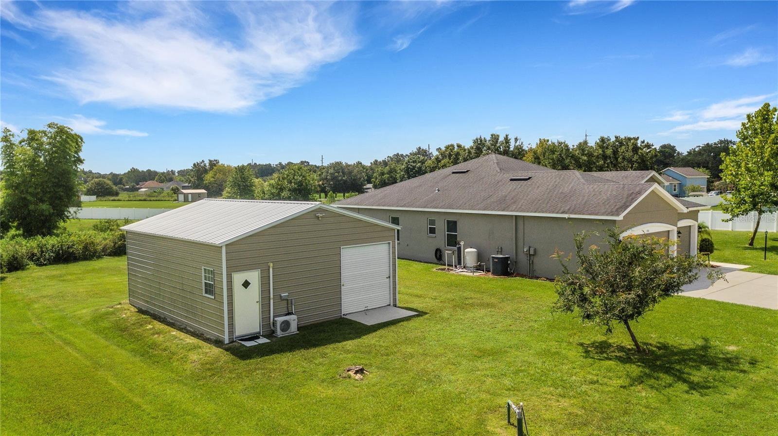 Listing photo id 38 for 1918 Berry Road