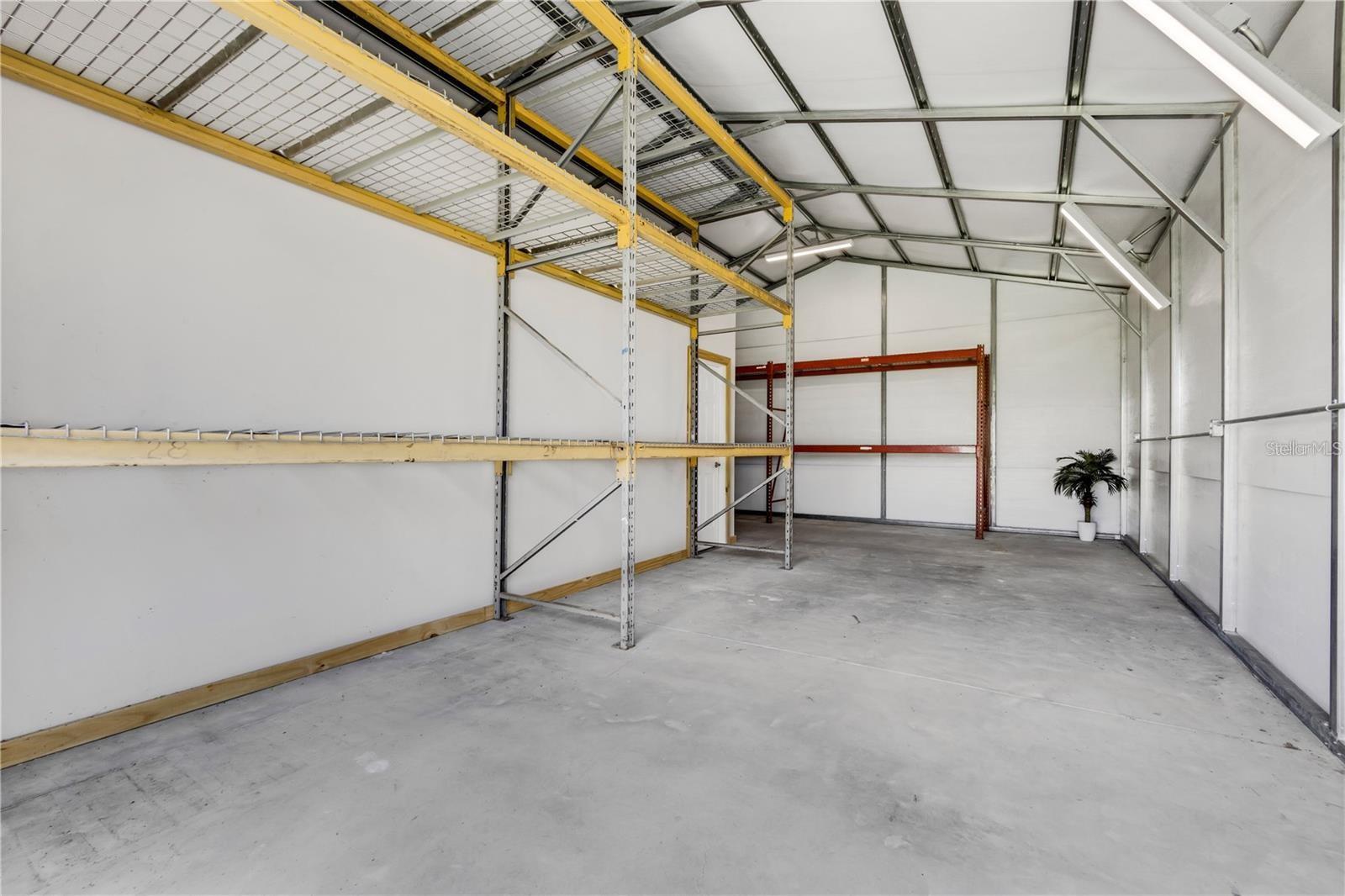 Listing photo id 41 for 1918 Berry Road