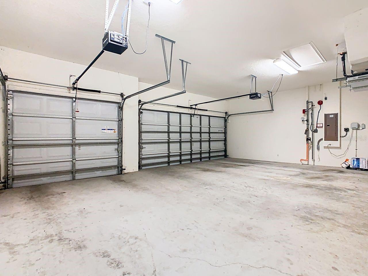 Listing photo id 42 for 1918 Berry Road