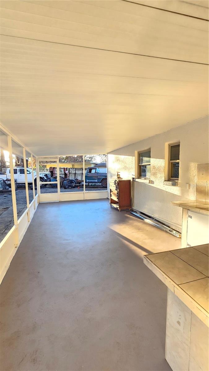 Image 27 of 36 For 2301 Colby Lane