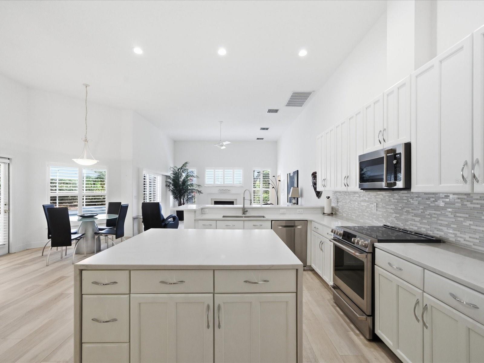 Image 20 of 58 For 19107 Beckett Drive