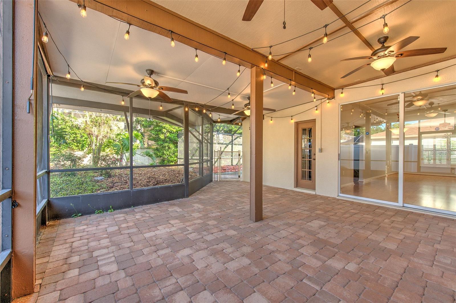 Image 26 of 34 For 4719 Portobello Circle