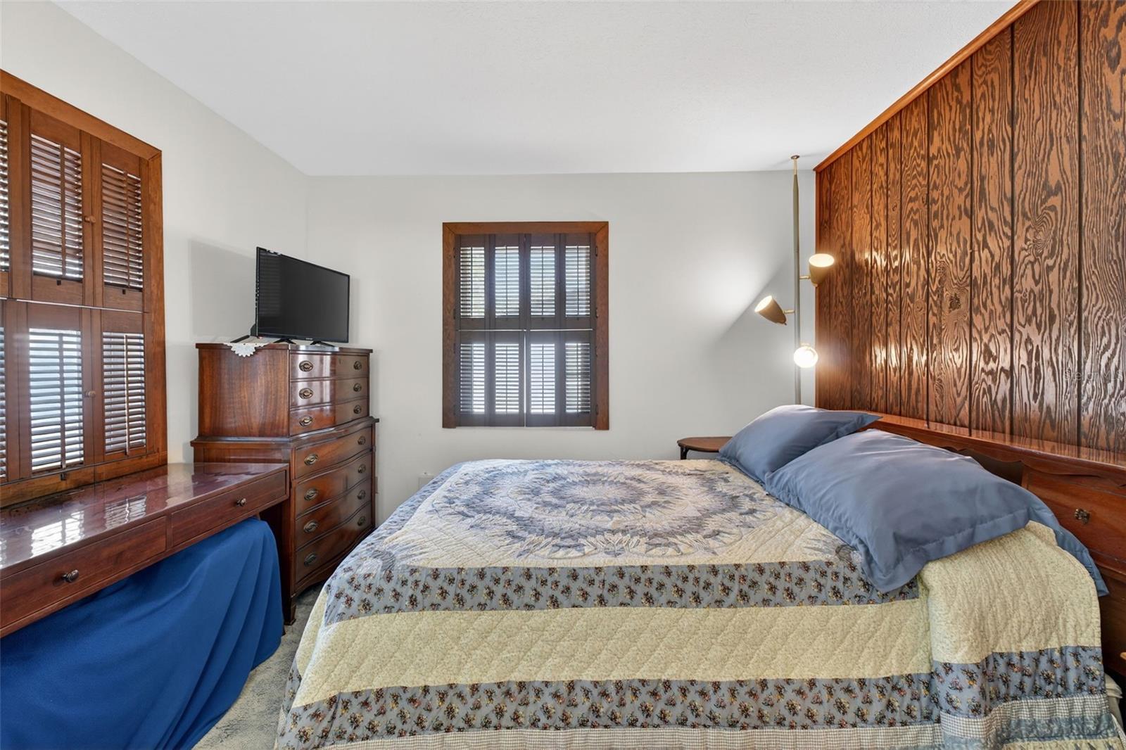 Image 17 of 79 For 1406 Big Oak Court