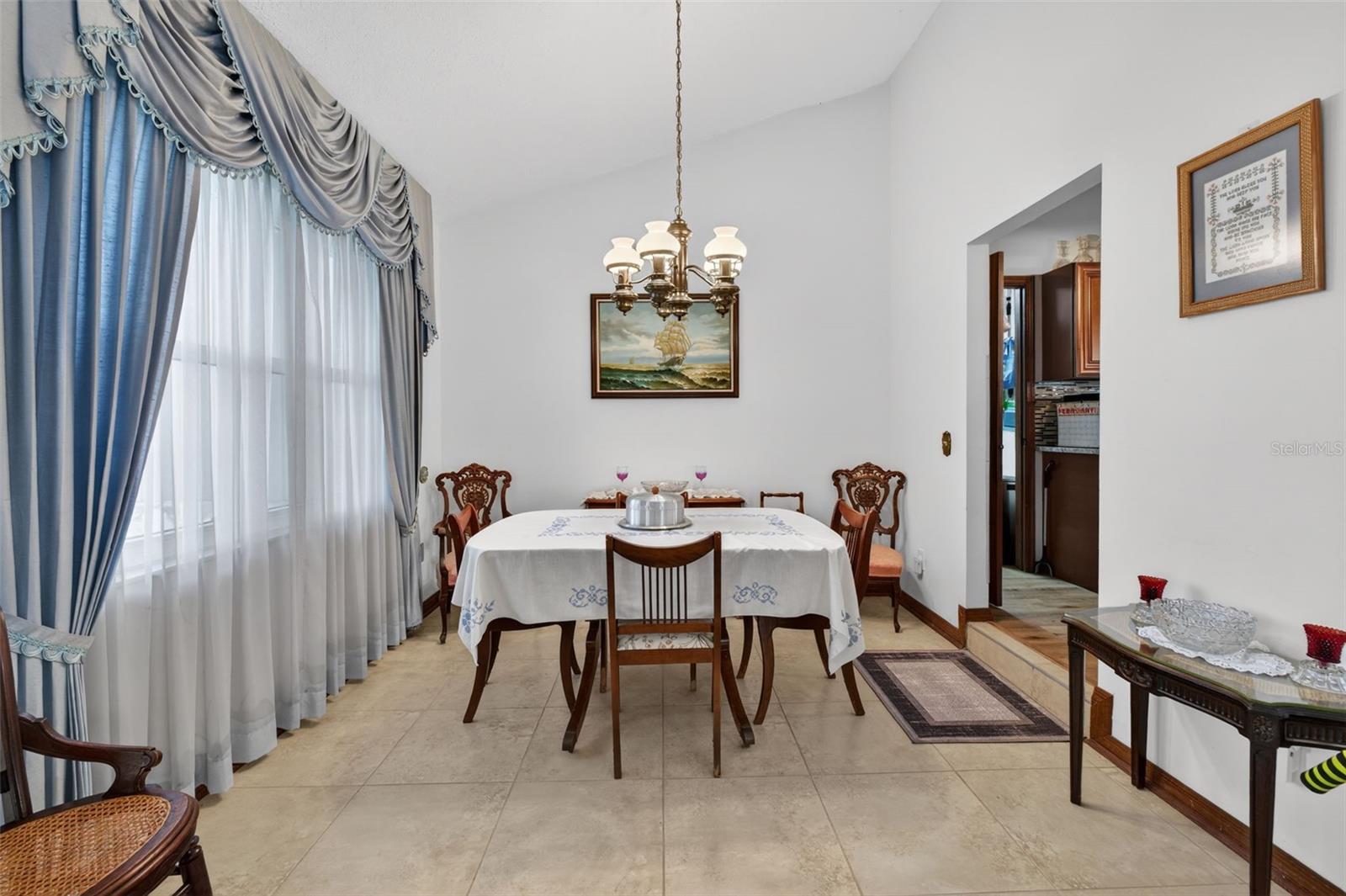 Image 26 of 79 For 1406 Big Oak Court