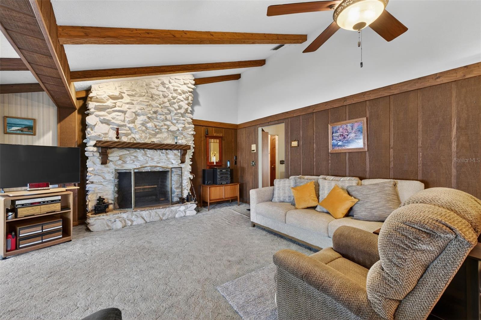 Image 31 of 79 For 1406 Big Oak Court