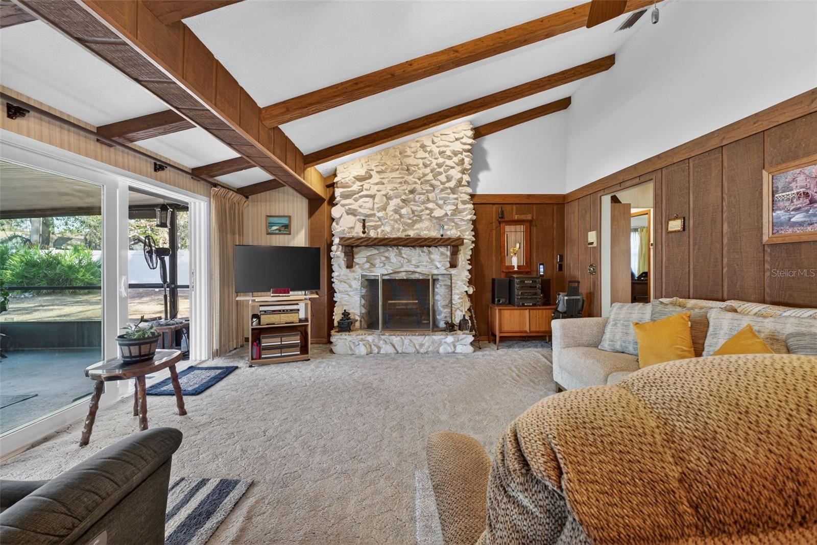 Image 32 of 79 For 1406 Big Oak Court